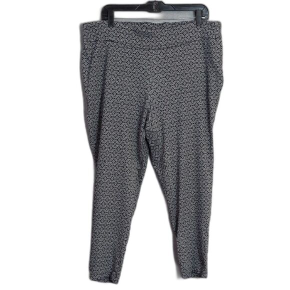 CATO Classic Blue Geometric Stretch Pull On Cropped Ankle Pants Women's 18W - Picture 1 of 5
